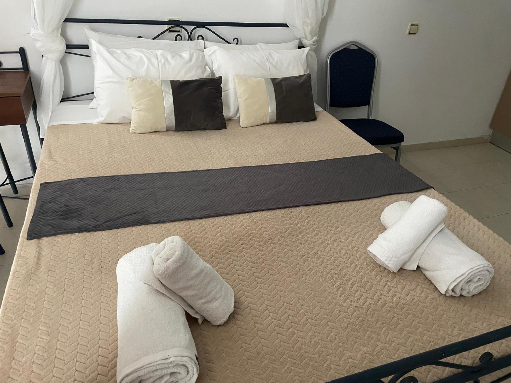 Anastasia Studios, Apartments & Suites Archangelos  Ngoại thất bức ảnh